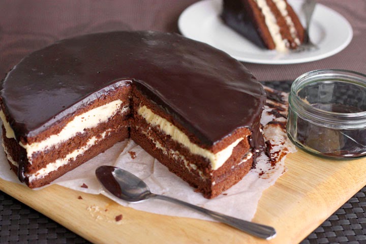 sweet mousse cake