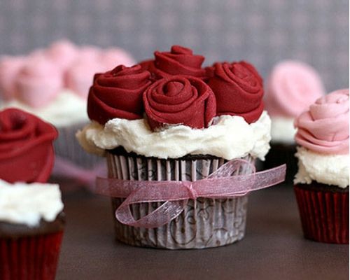 rose icing cake