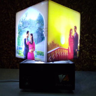 Personalized Rotating Cube Lamp