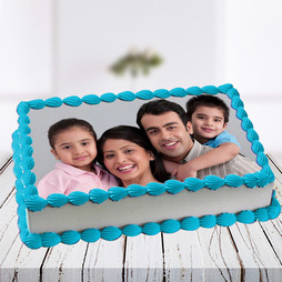 Lovely Family Photo Cake