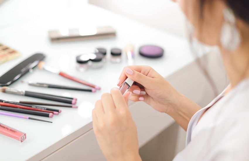 Best Birthday Gifts for Makeup Enthusiasts