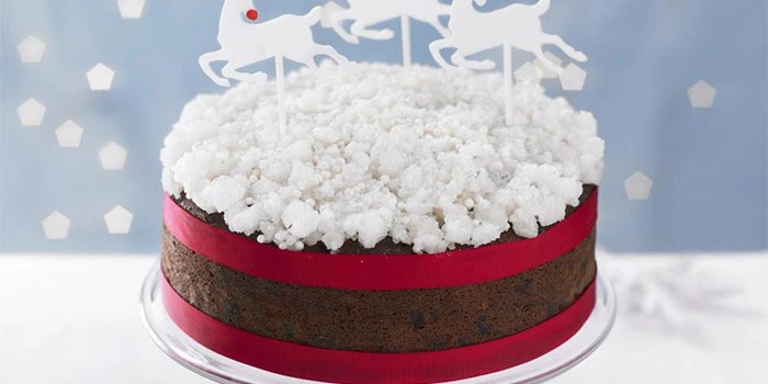 Simple snow sparkle cake