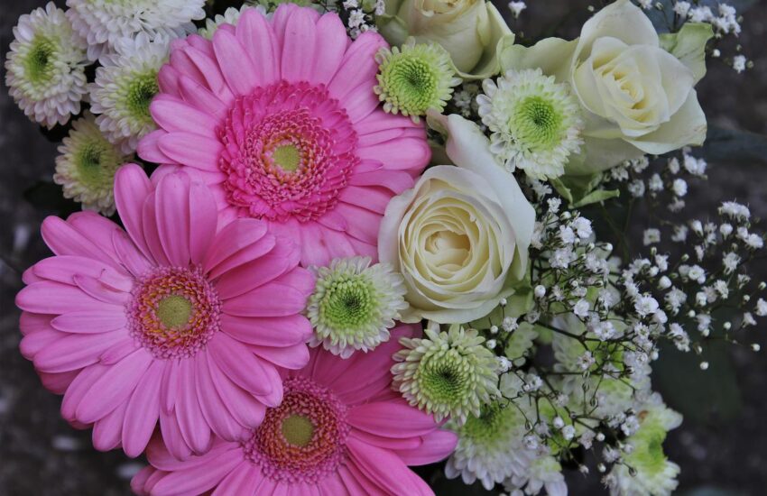 Six Tricks Florists Use to Keep Flowers Alive