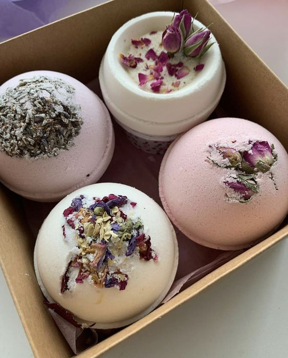 Bath bombs with rose petals- karwa chauth gift for wife