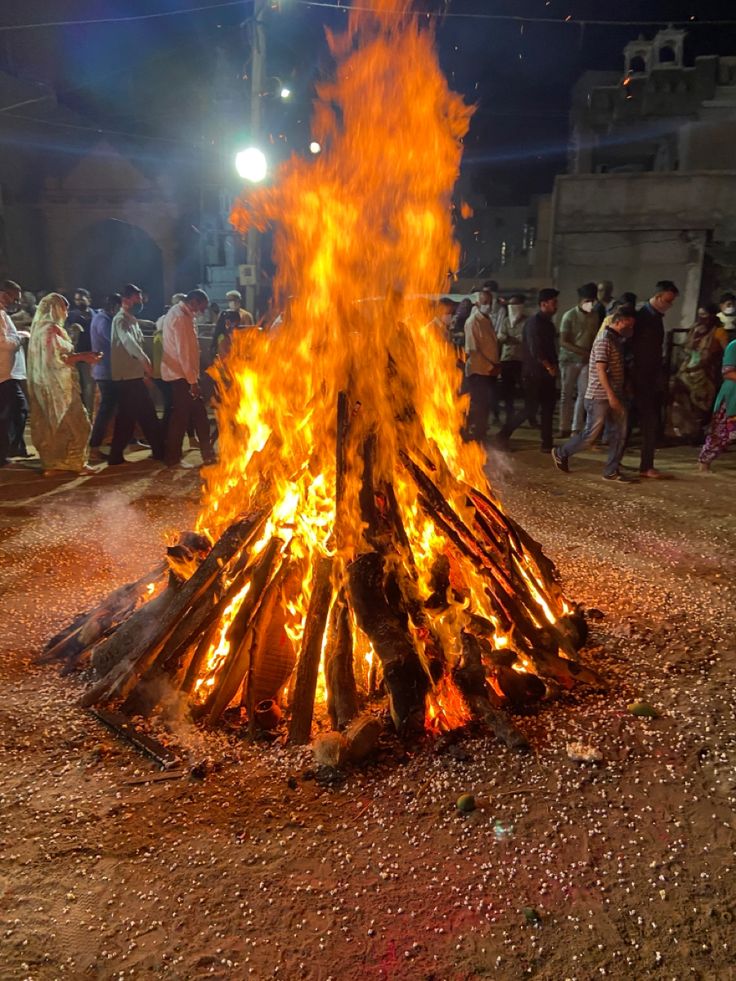 Holika dahan