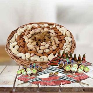 Mixed Dry Fruits with Crackers