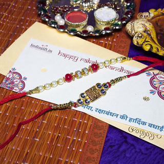 Beautiful Rakhi Mouli Set