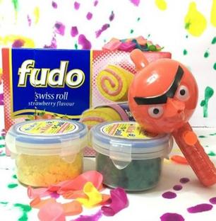 Angry Bird Holi Combo with Swiss Rolls