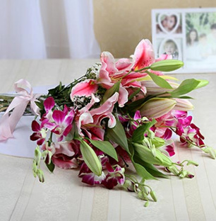 Bunch of Style with Lilies and Orchids