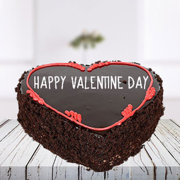 Valentine Choco Chips Heart Cake