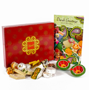 Assorted Dryfruits Sweet Hamper