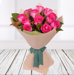 Graceful Pink Roses Bouquet