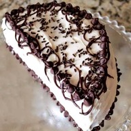 Choco Vanilla Half Cake