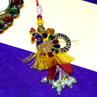 Peacock Lumba