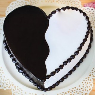 Heart Chocolicious Vanilla Cake