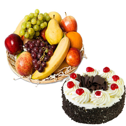 Fresh Fruits with Cake