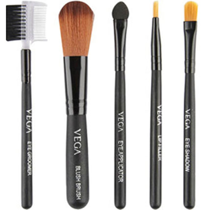 Vega Set of 5 Brushes