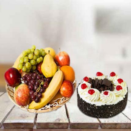 Fresh Fruits with Cake