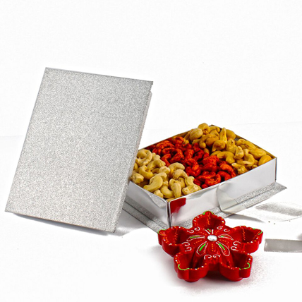 Assorted Cashews Gift Box