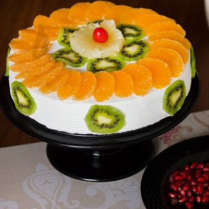 Kiwi And Orange Fruit Cake