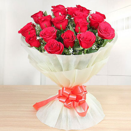 Valentine 18 Premium Red Roses Bunch