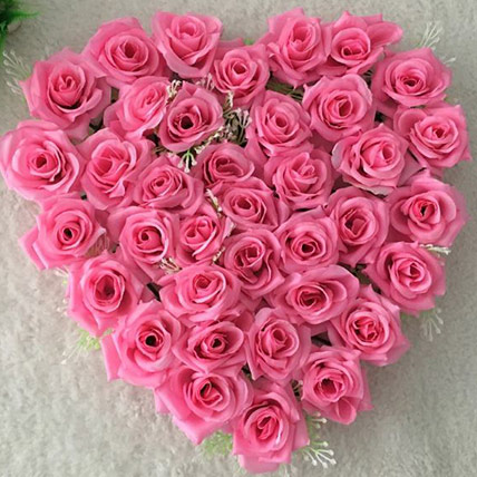 Valentine Pink Roses Heart