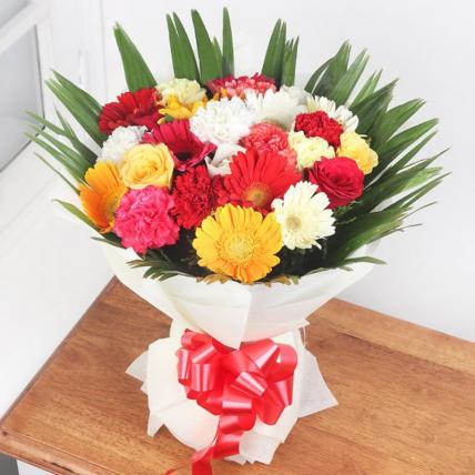 Romantic Birthday - Red Roses In a Box | Send Birthday Flowers India to  India