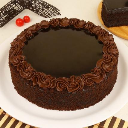 Delicious Chocolate Truffle Cake