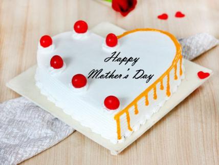 Premium Mothers Day Heart Shape Vanilla Cake