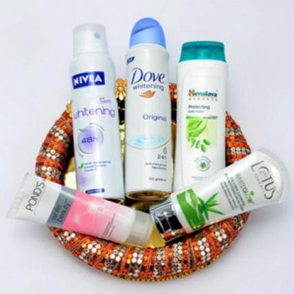 Glamorous Gift Hamper