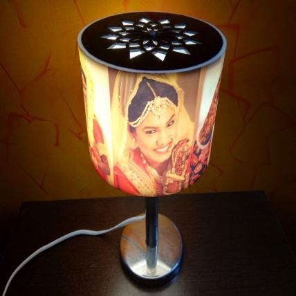 Circlet Rotating Lamp