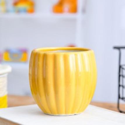 Vertical Ridges Pattern Round Ceramic Pot (Yellow)