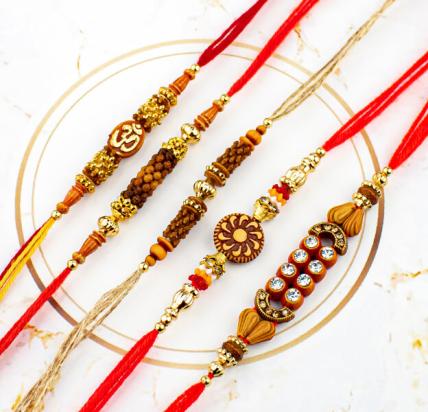 Exquisite 5 Rakhis Set