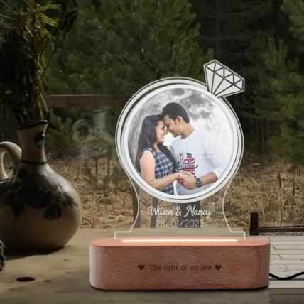 Engagement gift – Photo moon lamp