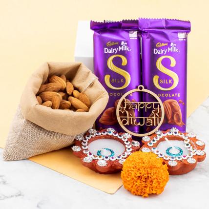 Silk Treats & Glow Hamper