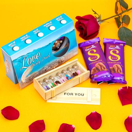 Necklace Combo With Silk Chocolates