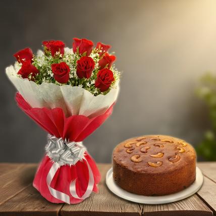 Plum cake with Red Roses bouquet